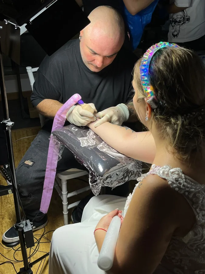 Evento con tatuajes