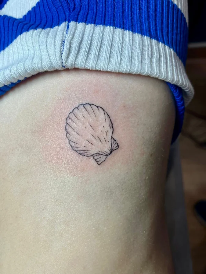 tatuaje de linea fina