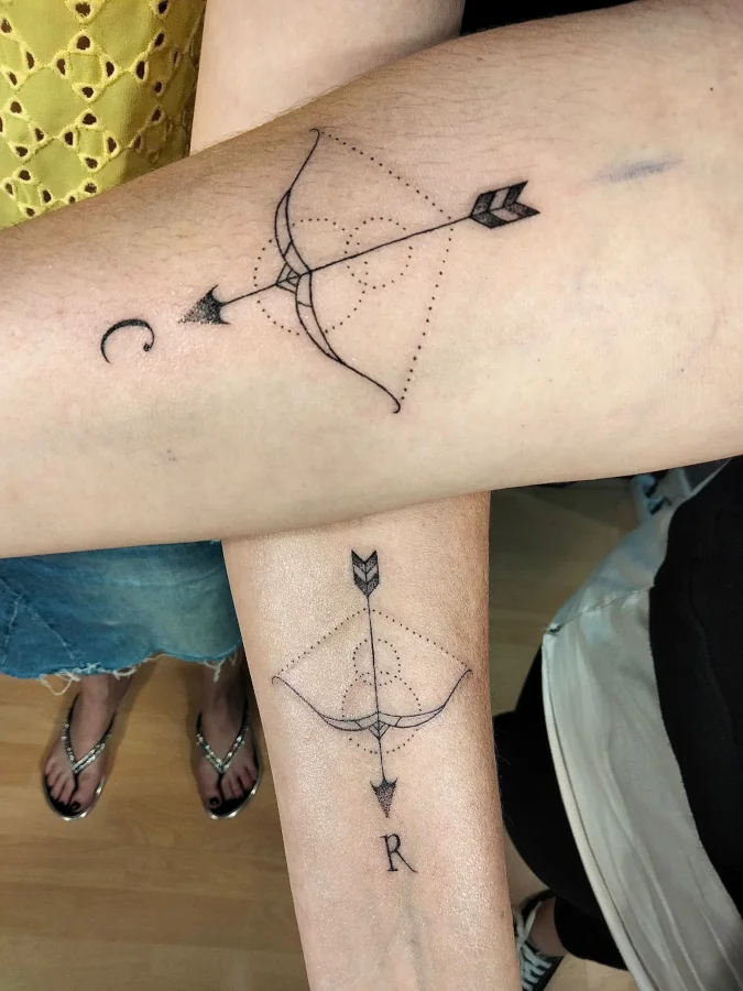 tatuaje de linea fina