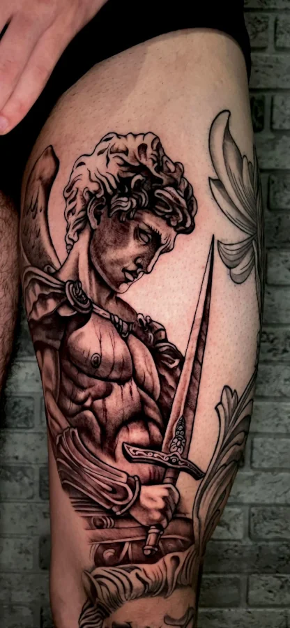 tatuaje de escultura
